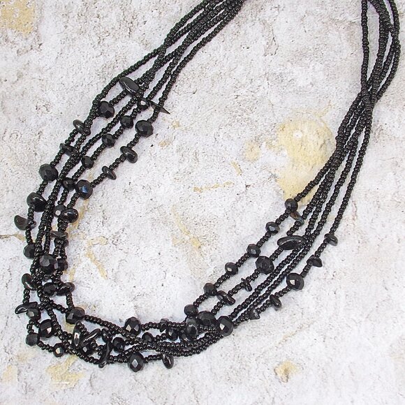 Black glass and shell bead multi strand necklace created with five bead strands - Picture 6 of 9